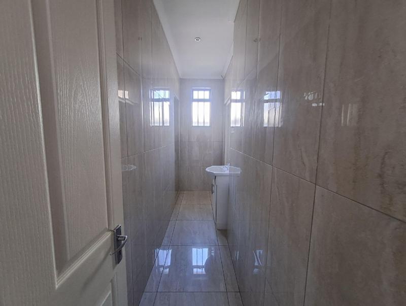 Commercial Property for Sale in Parow East Western Cape